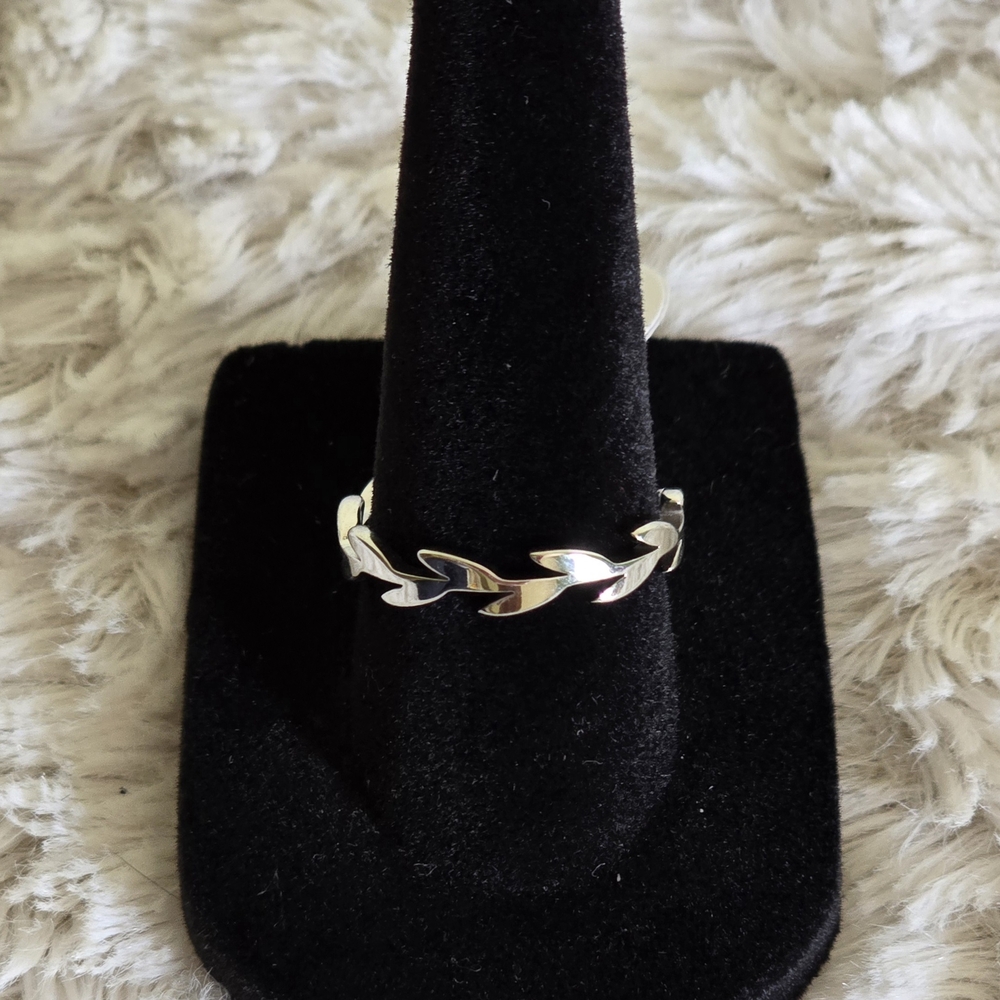 Stainless Steel 18k White Gold Overlay Elegant Silver Leaf Ring Sz 6,7, 8,10 NWT
